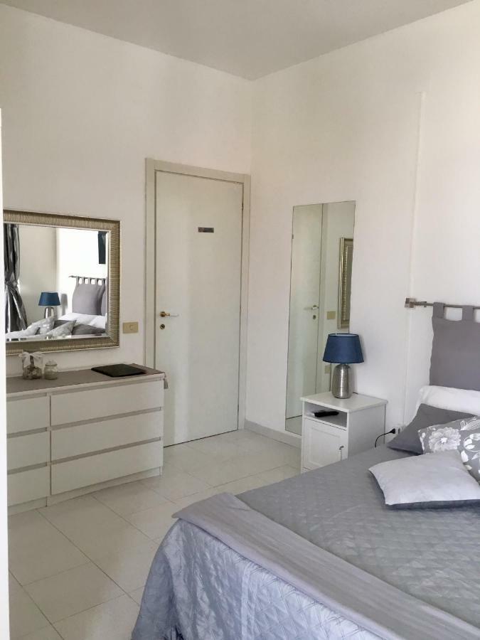 Charlottemaison Bed and Breakfast Cagliari Buitenkant foto