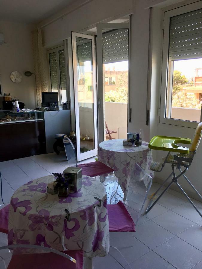 Charlottemaison Bed and Breakfast Cagliari Buitenkant foto